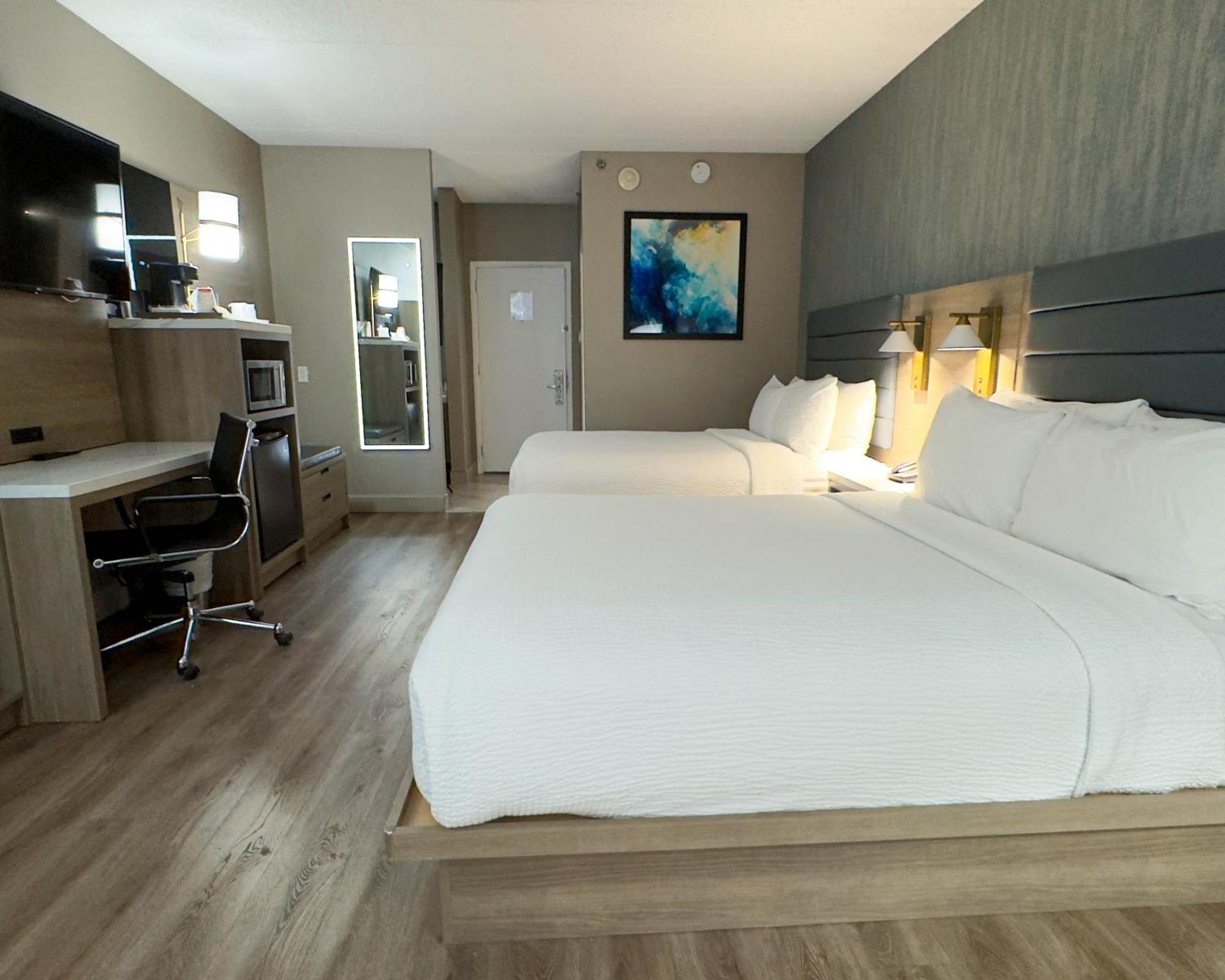 Hotel Montreal Airport Exterior foto